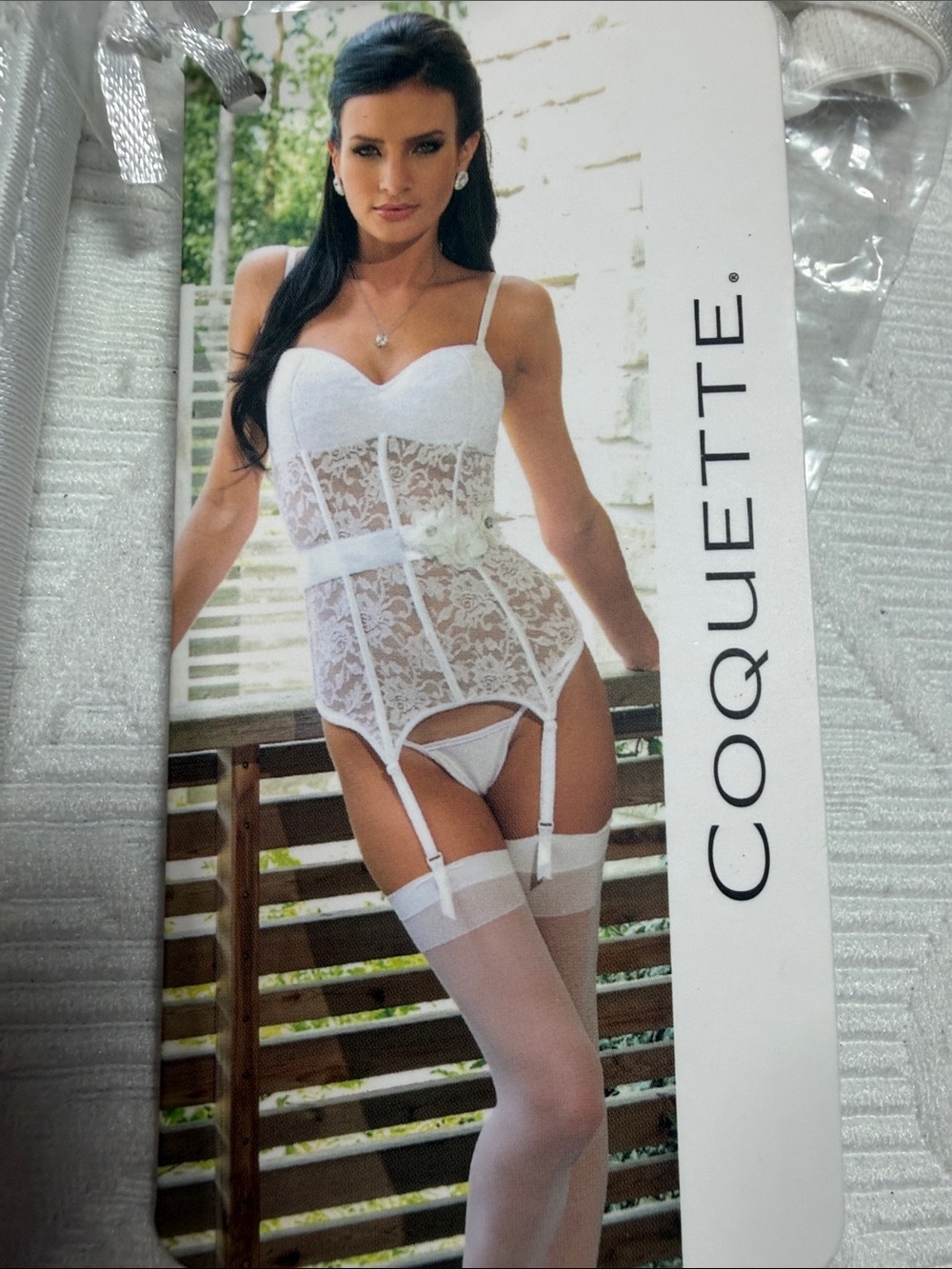 Coquette White Lace Bustier with adj straps and  Garters straps.NWT Medium